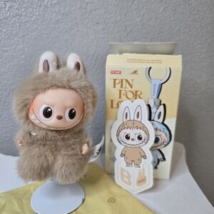 Pin For Love Labubu - Letter B